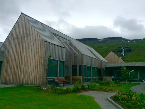 Hulduhlíð á Eskifirði