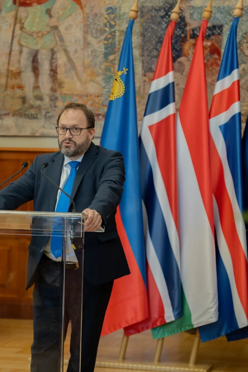 András, Kármán, fjármálaráðherra Ungverjalands.