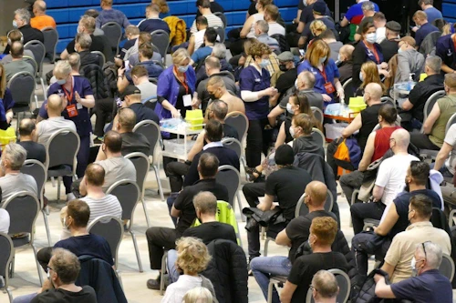 Bólusetning í laugardalshöll