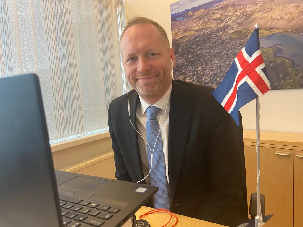 {image.Description}